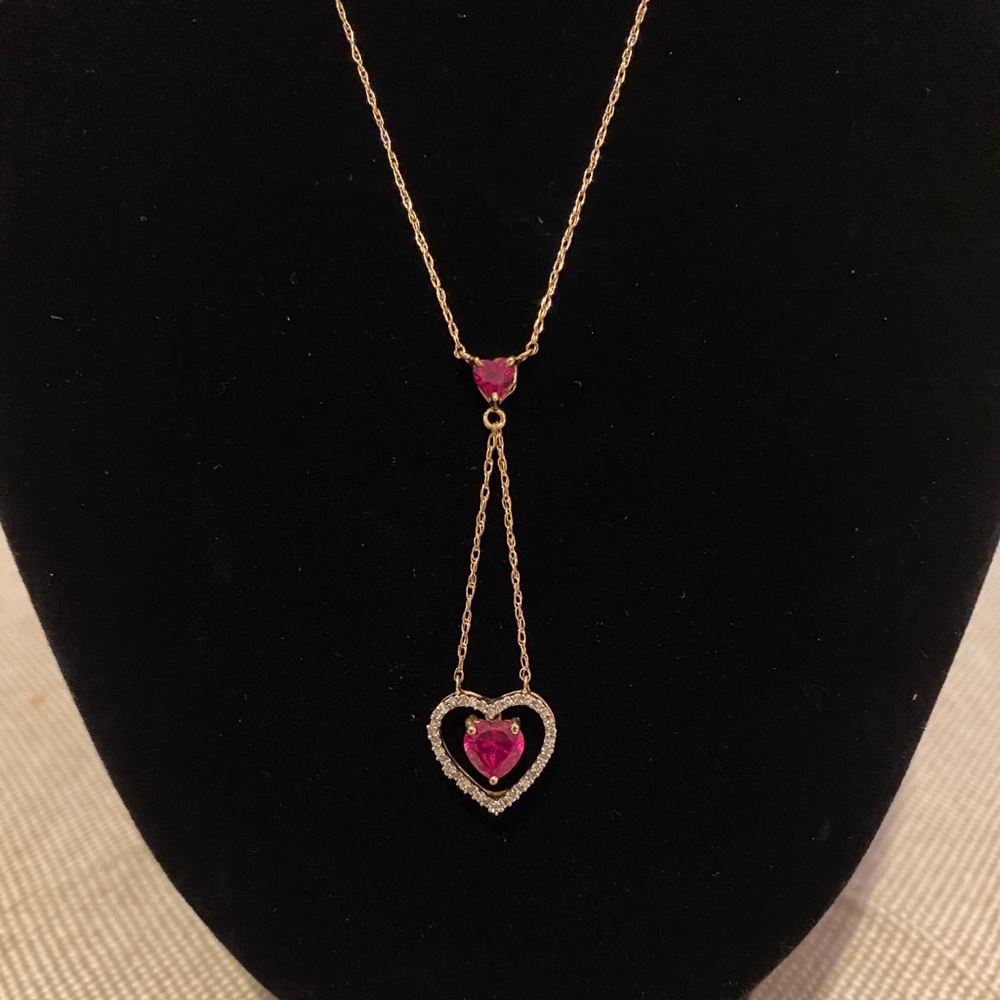 Ruby 10k gold heart necklace ❤️